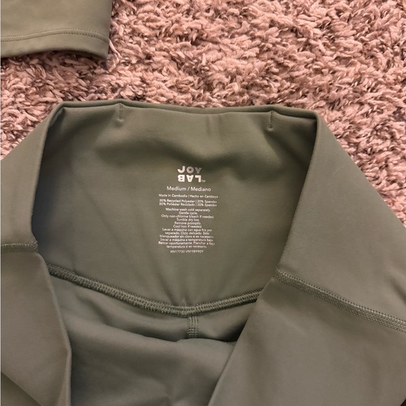 JoyLab Olive Green Leggings and Crop Top Set - Picture 4 of 6